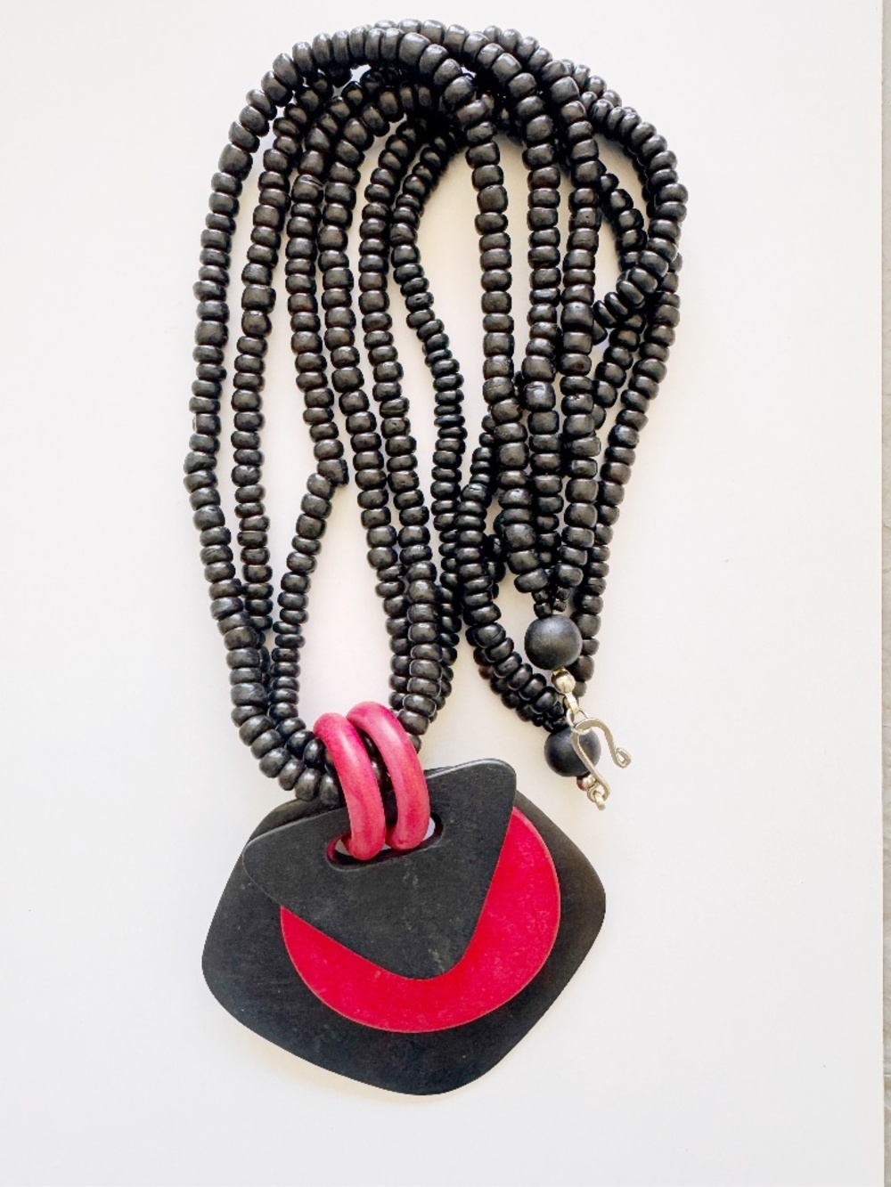 Vintage Black Wooden Beaded Necklace Red Geometric Statement Pendant Boho